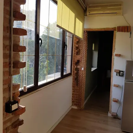 Apartment Yes